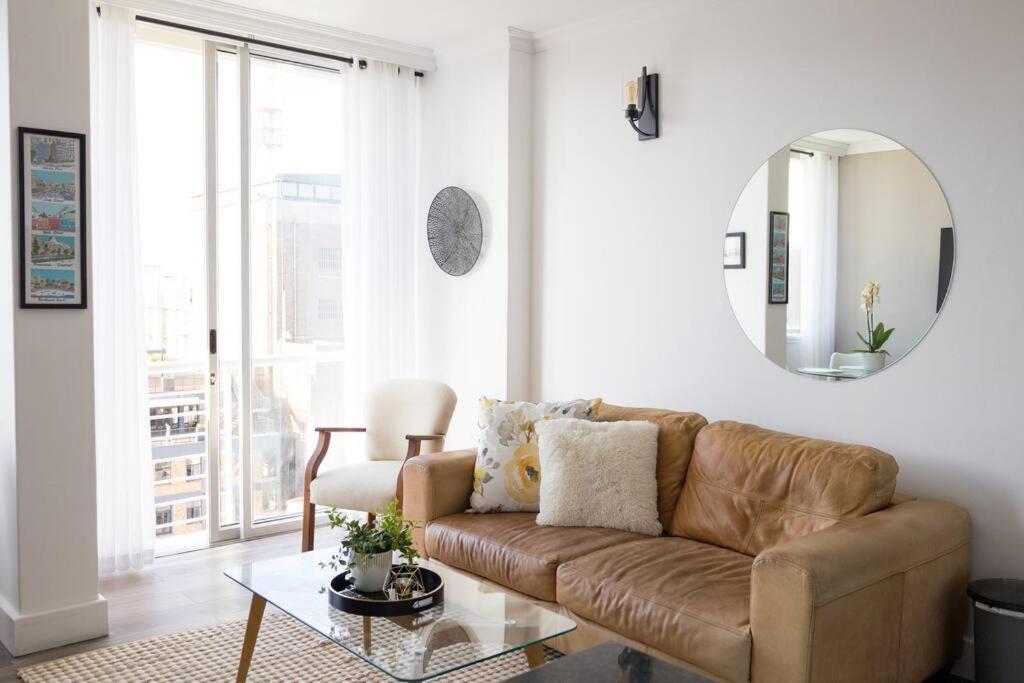 Modern, Trendy And Comfortable 2 Bedroom Apartment In Città del Capo Esterno foto