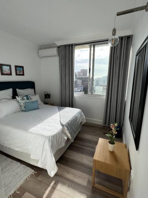 Modern, Trendy And Comfortable 2 Bedroom Apartment In Città del Capo Esterno foto